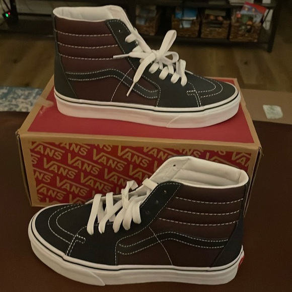 Vans Sk8-Hi 2-Tone Navy/Port 8 Women’s - Picture 1 of 5